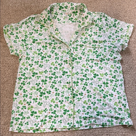 Roller Rabbit St Patrick’s Day pajama set - Picture 2 of 5